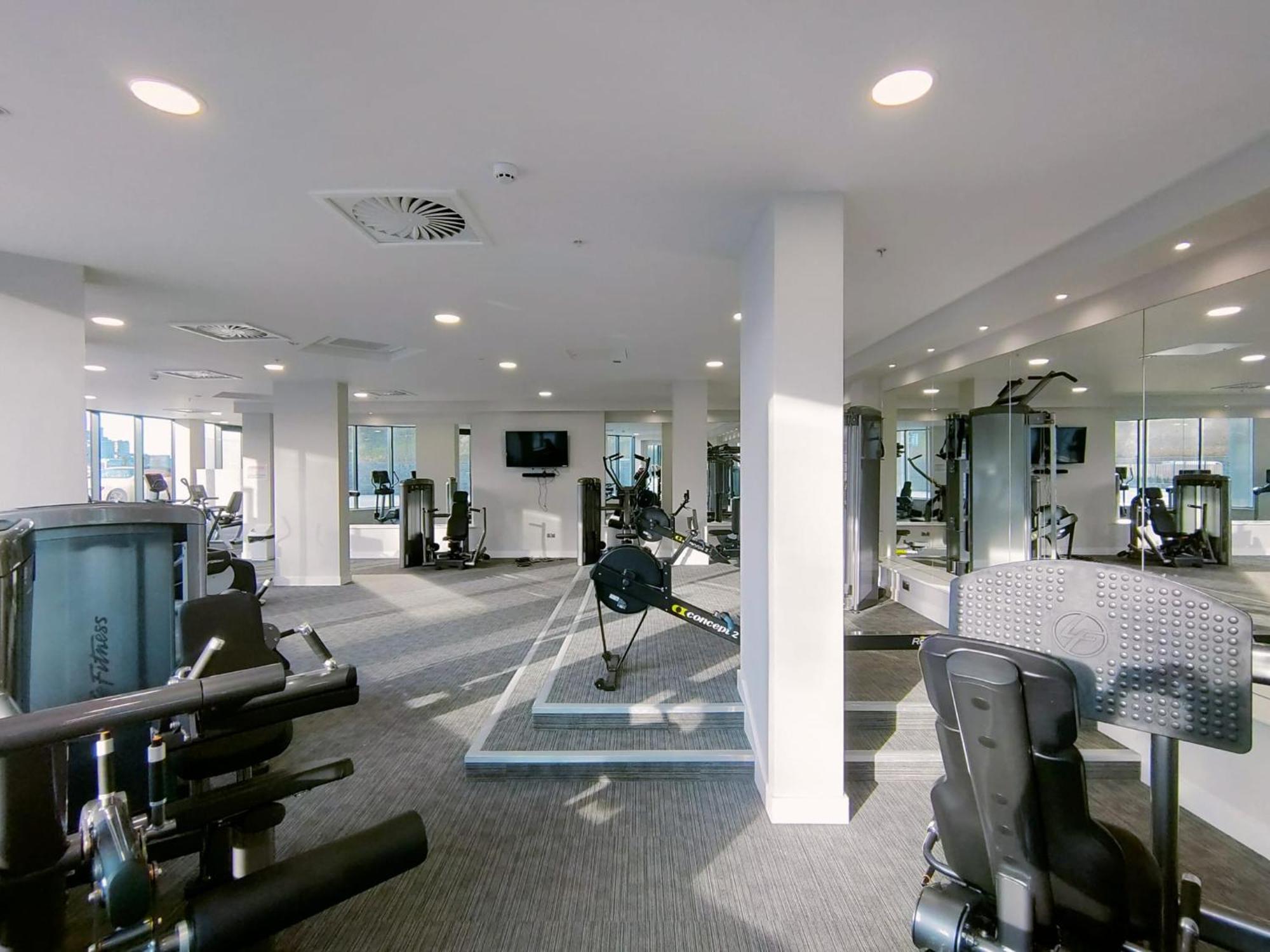 Snuggle Inn - Riverside Apartments - Views Over Looking London River Thames, Close To O2 Arena, London Excel, London City Airport, Thames Clipper- River Boat Service, Woolwich Ferry, Onsite Parking, Twin Room Option Available Luaran gambar