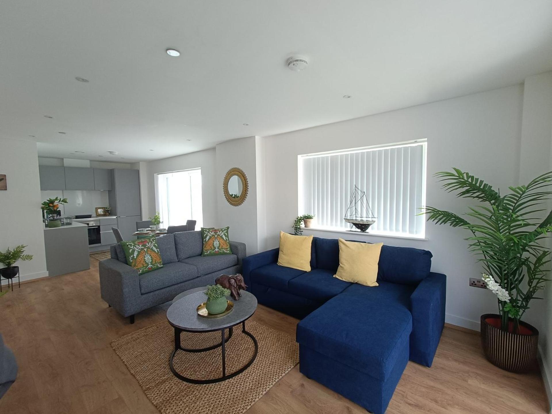 Snuggle Inn - Riverside Apartments - Views Over Looking London River Thames, Close To O2 Arena, London Excel, London City Airport, Thames Clipper- River Boat Service, Woolwich Ferry, Onsite Parking, Twin Room Option Available Luaran gambar